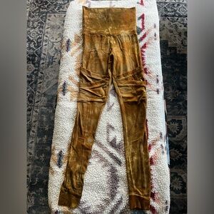 Bumbling Blossom Bamboo Fleece Leggings